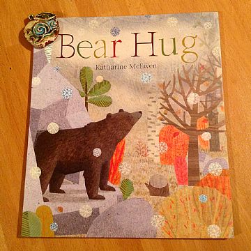 cocuklar-icin-kitap-onerileri-bear-hug-by-katharine-mcewen-3-yas-ve-uzeri