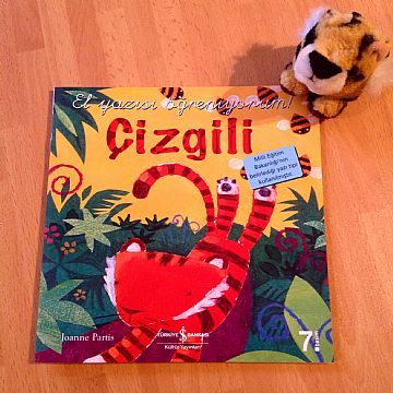 cocuklar-icin-kitap-onerileri-cizgili-by-joanne-partis-3-yas-ve-uzeri