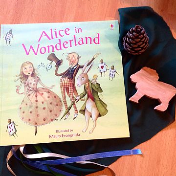 cocuklar-icin-kitap-onerileri-alice-in-wonderland-by-retold-by-lesley-sims-5-yas-ve-uzeri