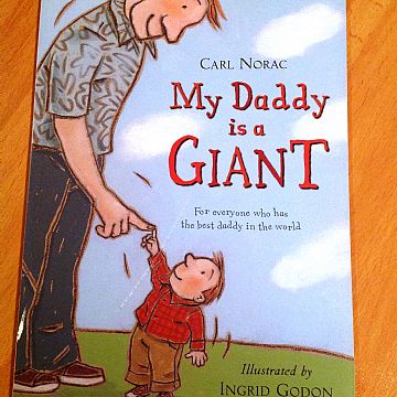 cocuklar-icin-kitap-onerileri-my-daddy-is-a-giant-by-carl-norac-2-yas-ve-uzeri