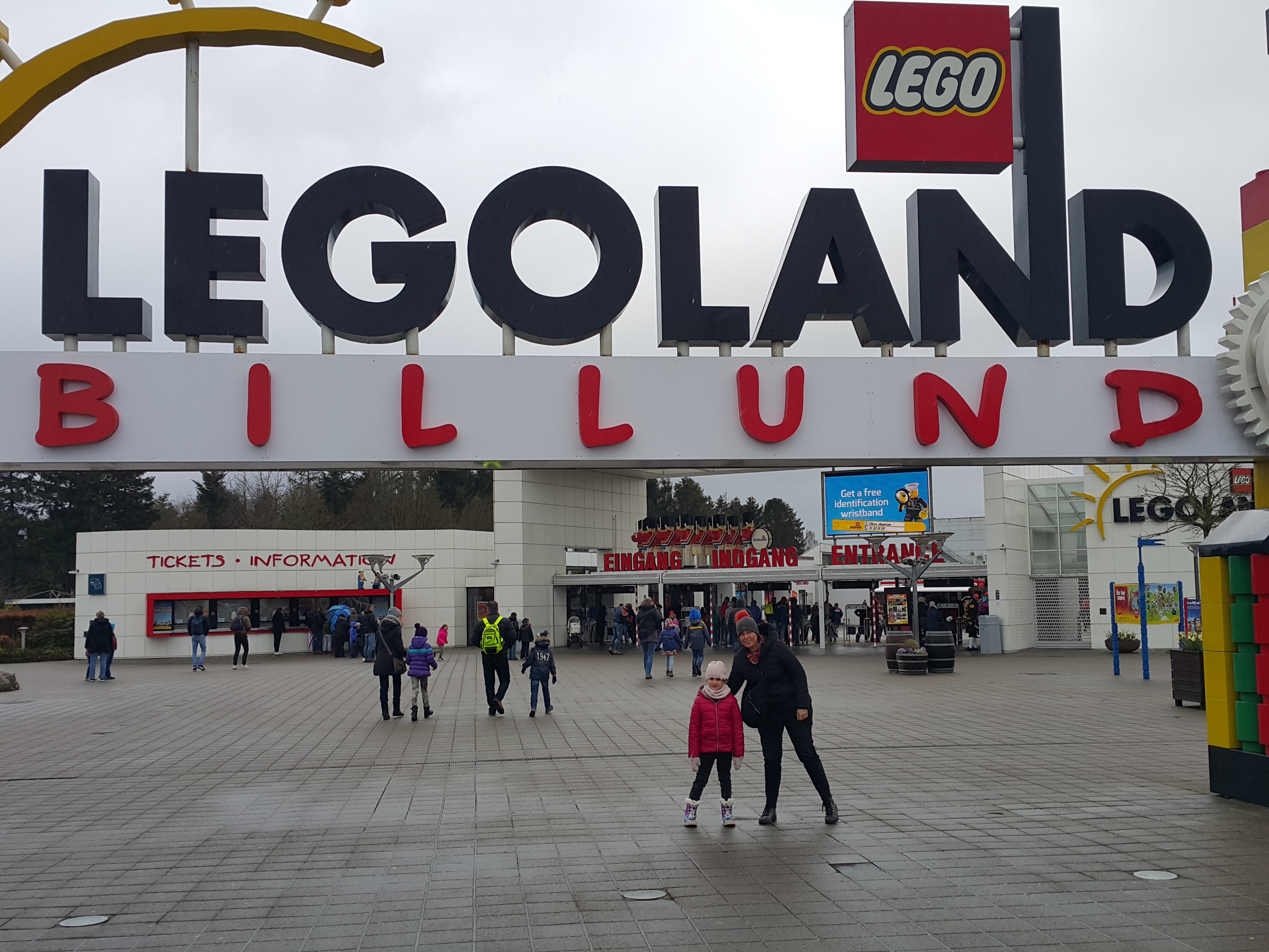 danimarka-legoland---billund-gezimiz-kitapkurduanne-gezelim-tozalim