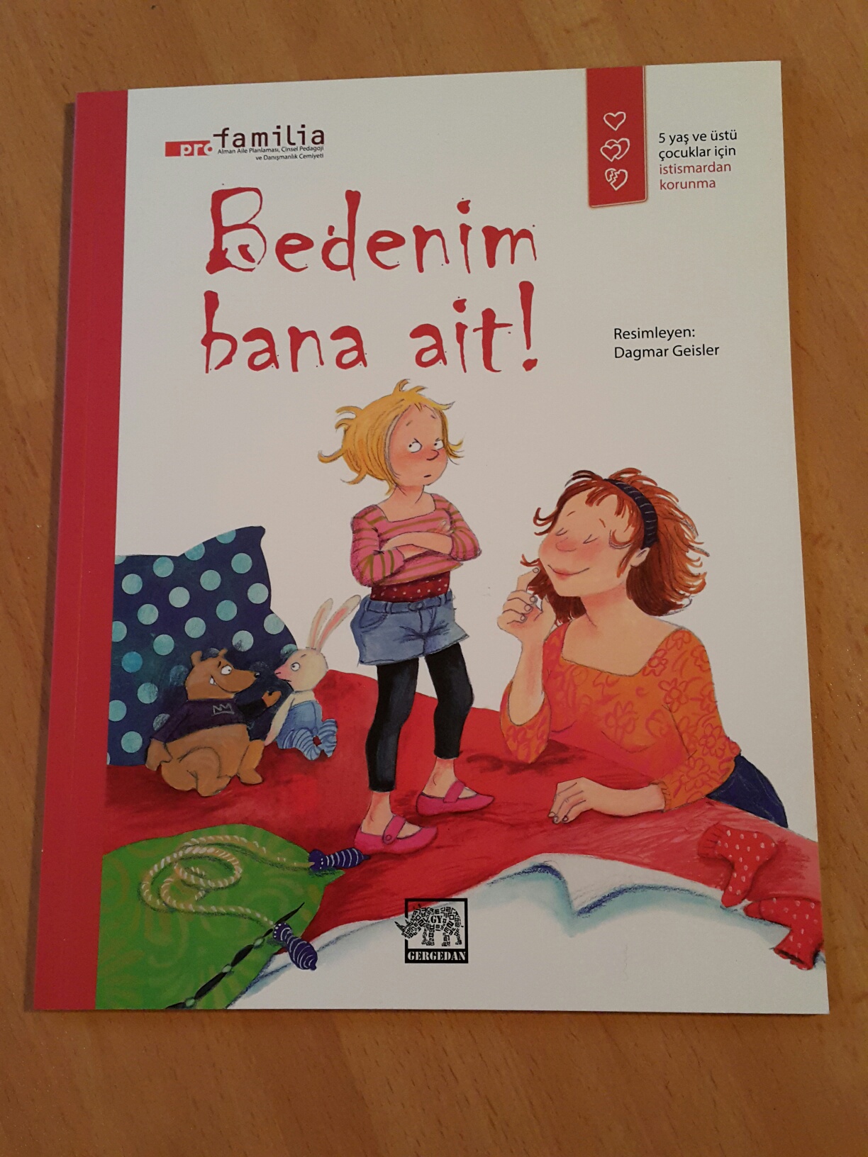 cocuklar-icin-kitap-onerileri-bedenim-bana-ait-by-pro-familia-5-yas-ve-uzeri