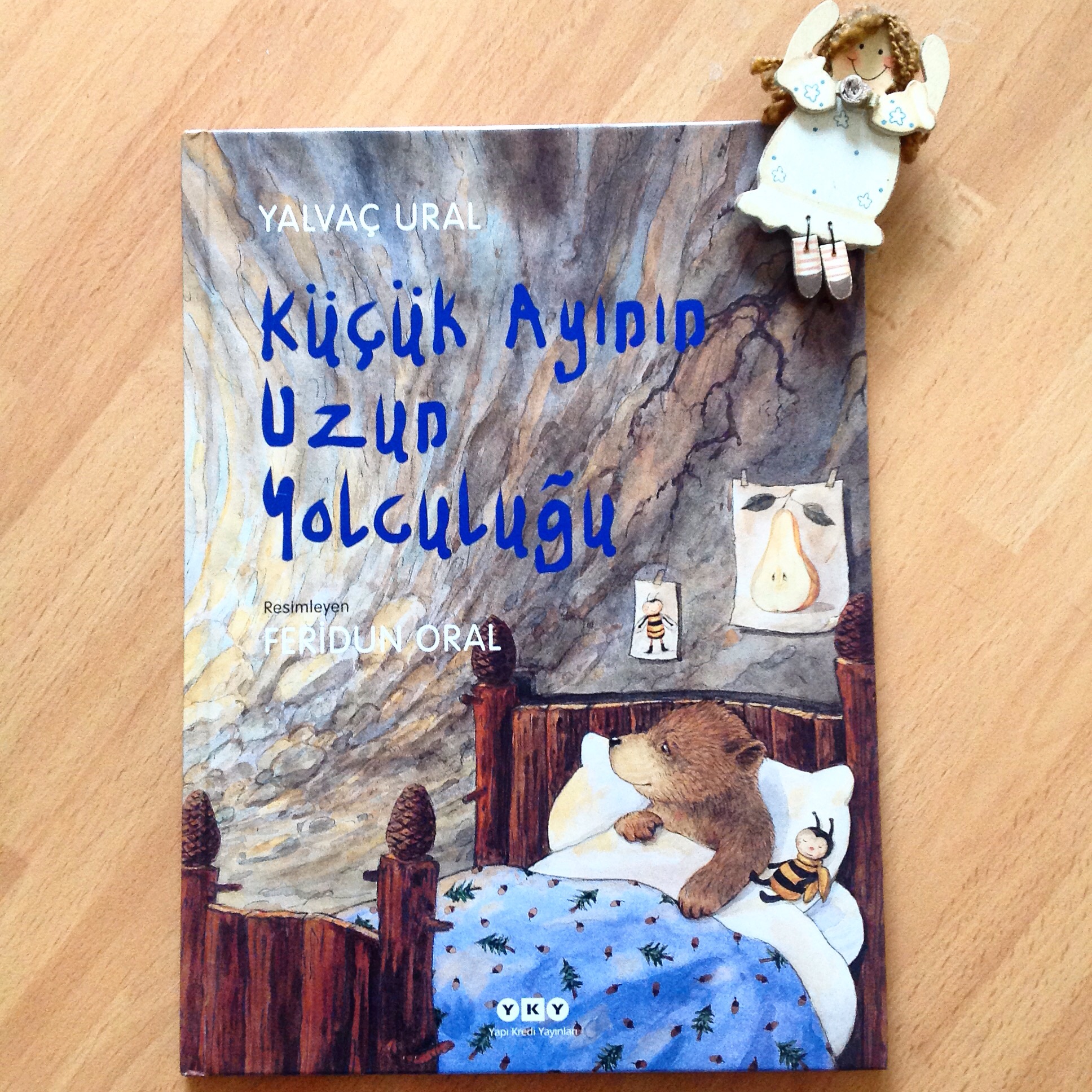 cocuklar-icin-kitap-onerileri-kucuk-ayinin-uzun-yolculugu-by-yalvac-ural-2-yas-ve-uzeri