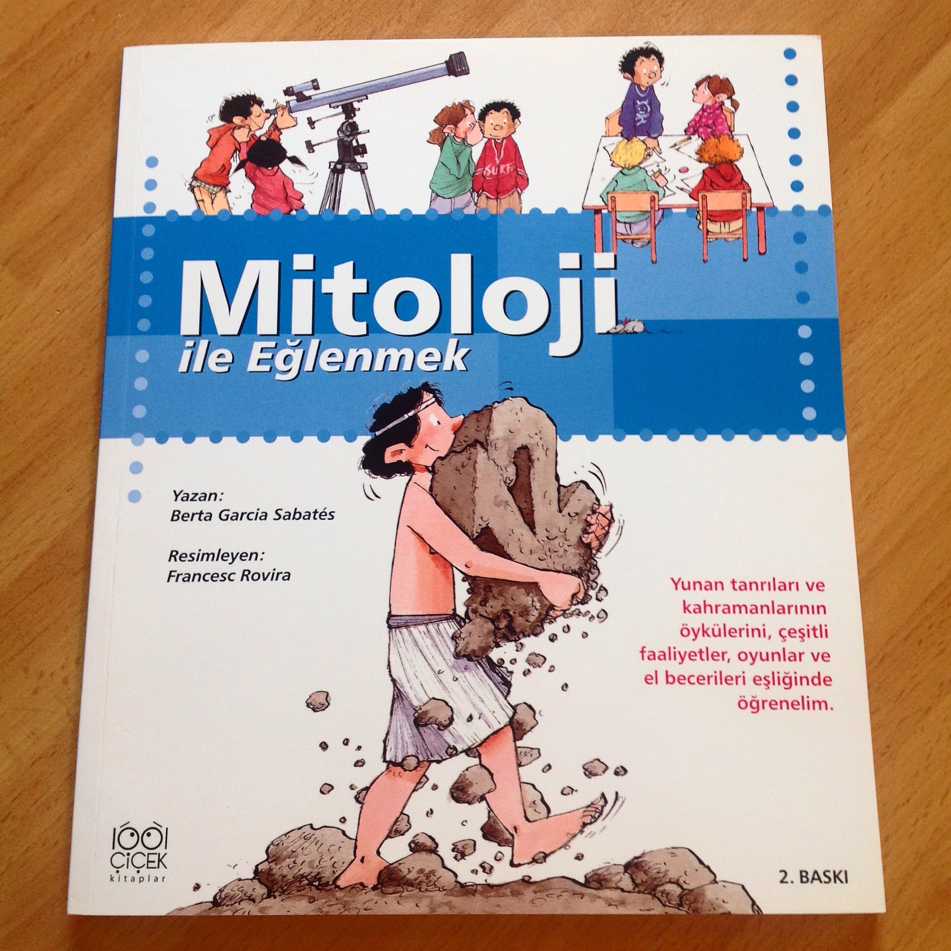 cocuklar-icin-kitap-onerileri-mitoloji-ile-eglenmek-by-berta-garcia-sabates-6-yas-ve-uzeri