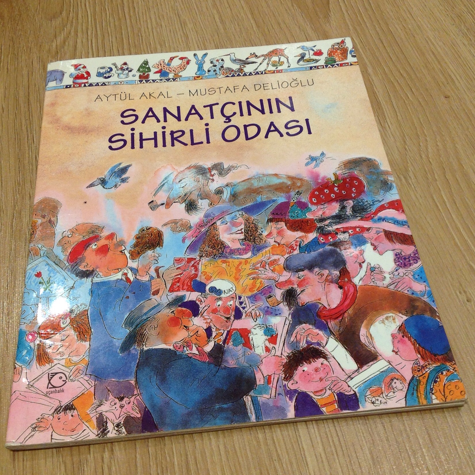 cocuklar-icin-kitap-onerileri-sanatcinin-sihirli-odasi-by-aytul-akal-4-yas-ve-uzeri