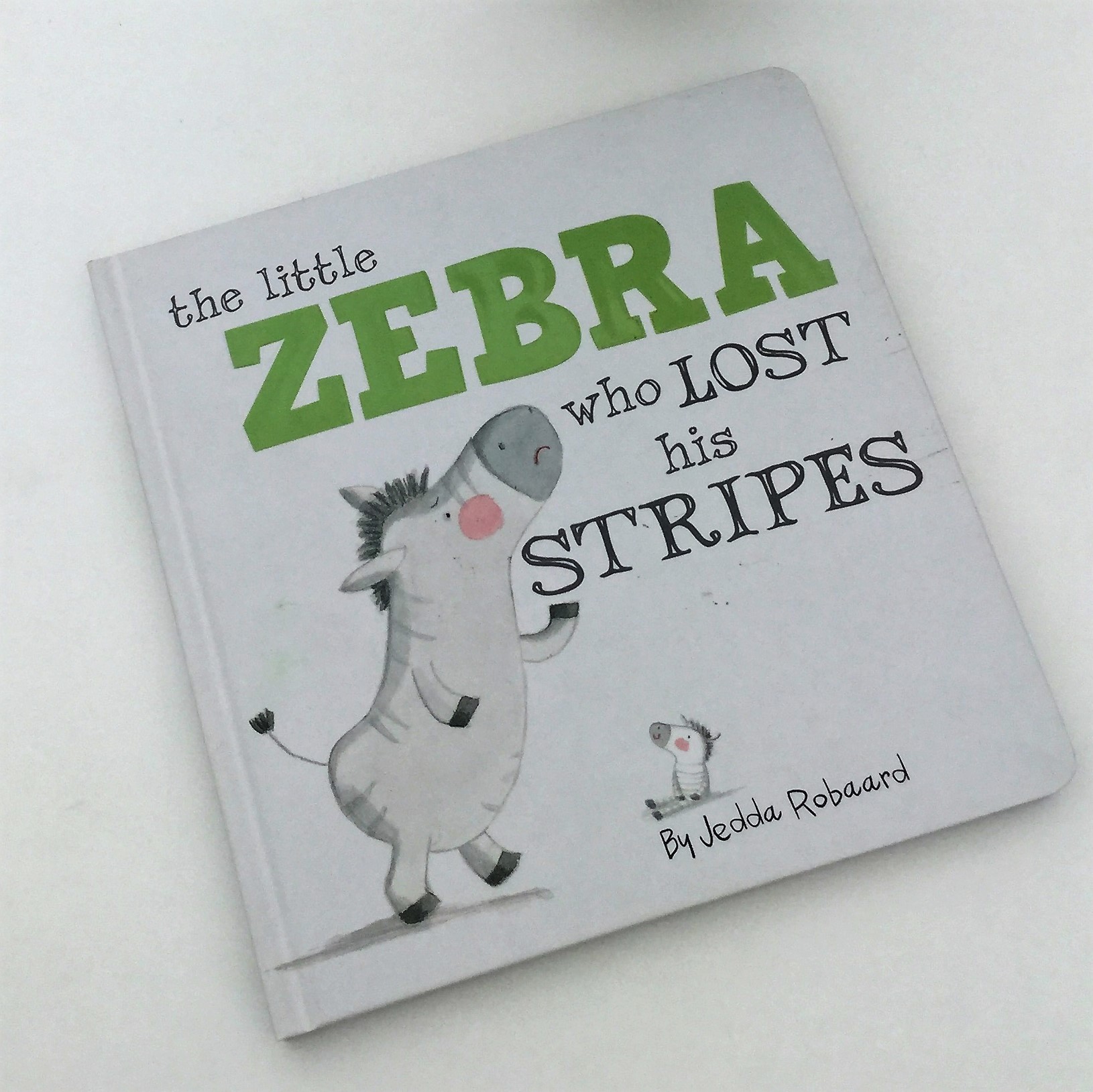 cocuklar-icin-kitap-onerileri-the-little-zebra-who-lost-his-stripes-by-jedda-robaard-1-yas-ve-uzeri